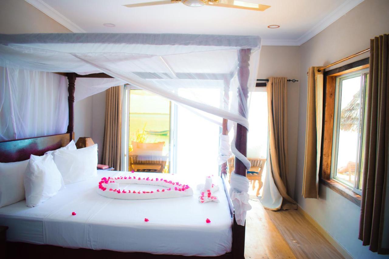 Kikoi Boutique Hotel Michamvi Buitenkant foto