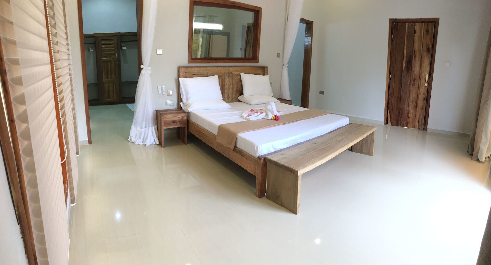 Kikoi Boutique Hotel Michamvi Buitenkant foto